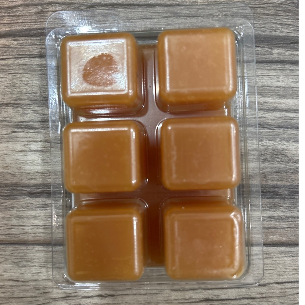 4 Pack Better Homes & Gardens Vanilla Cookie Crunch Scented Wax Melts 2.5oz Each - Picture 4 of 5